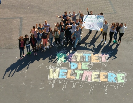 Aktion der Albert-Schweitzer-Schule für den Meeresschutz © Albert-Schweitzer-Schule